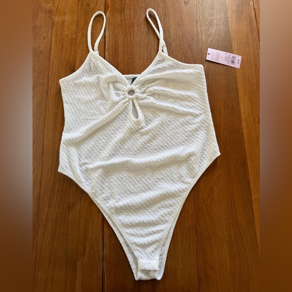 Wild Fable Women’s Large Textured Bodysuit